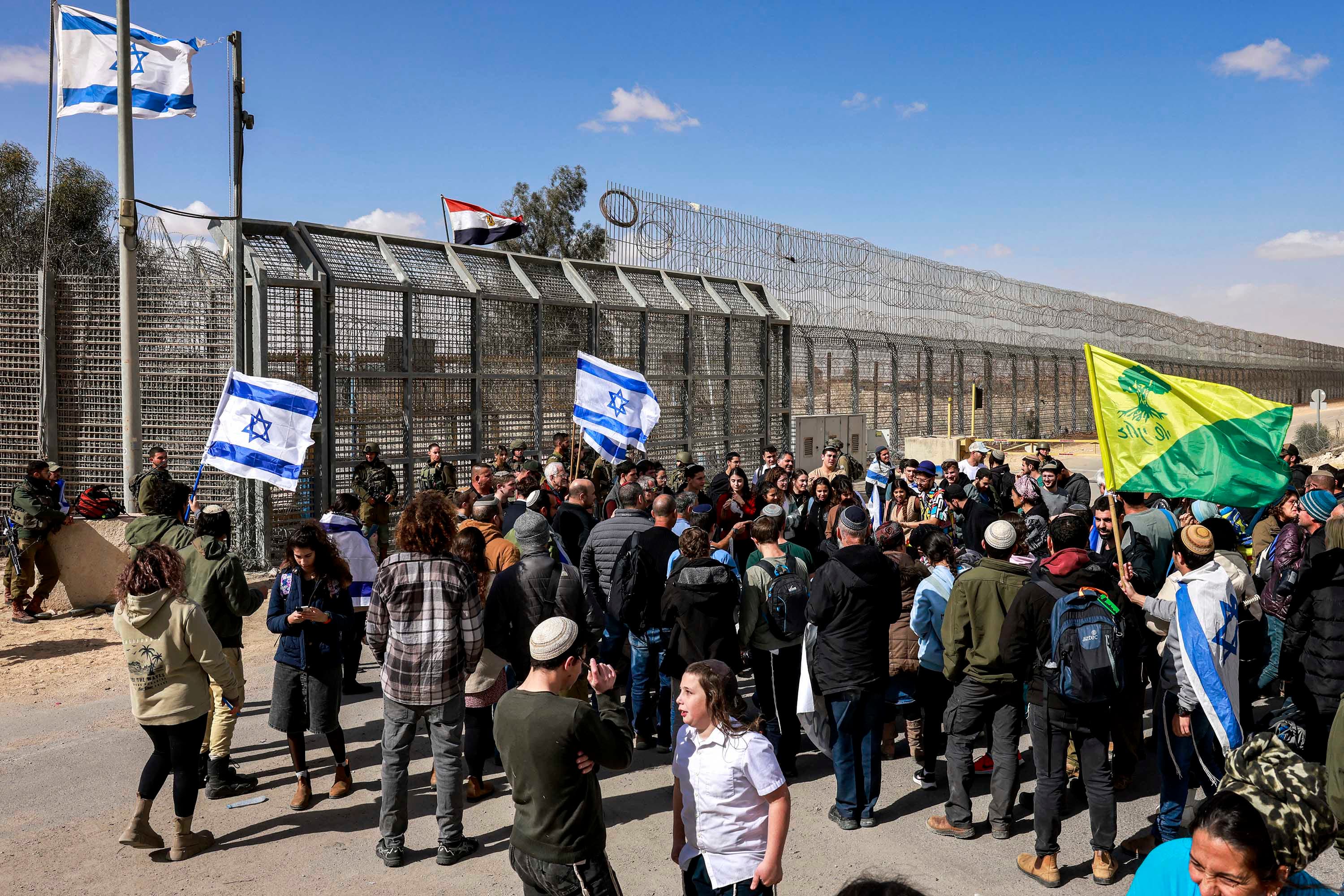 Fact Check: Israel blocking aid to gaza