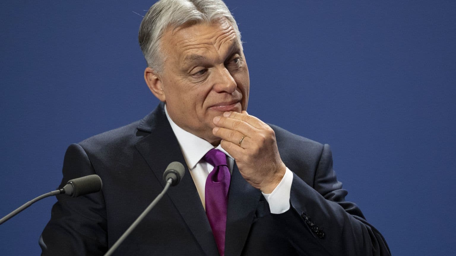 Fact Check: Orbán's government accused of limiting freedom of speech and assembly.