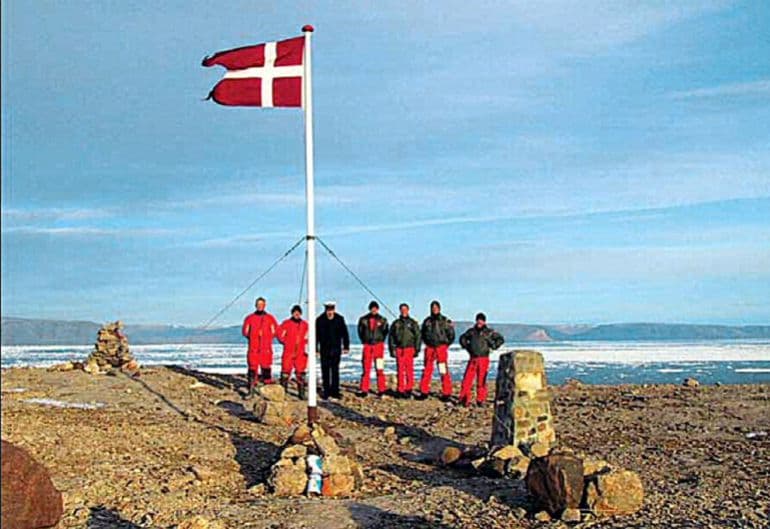 Fact Check: Danish soldiers will operate without vehicles in Greenland's challenging terrain.