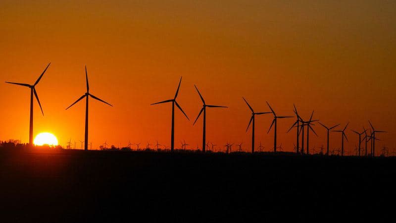Fact Check: 794 clean energy projects at risk from House Republicans' megabill.