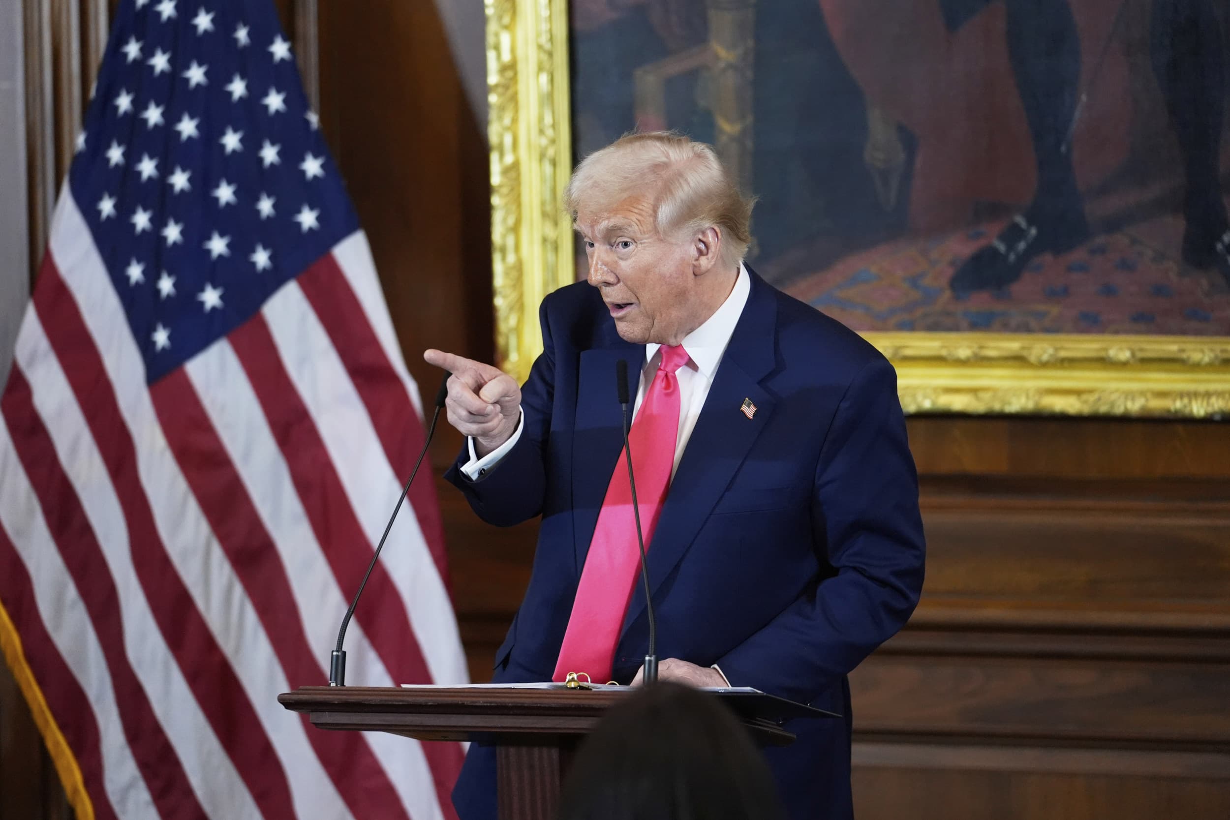 Fact Check: Trump's approval rating underwater by 30 points on inflation.