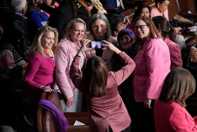 Fact Check: Three elderly Democrats have died in Congress this session.
