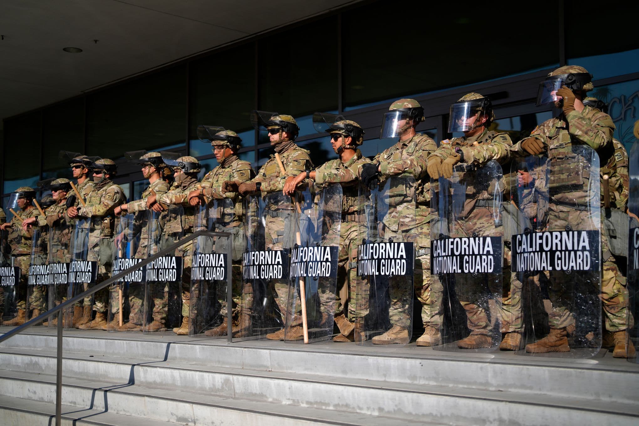 Fact Check: Appeals court unanimously allows Trump to keep control of National Guard amid protests.