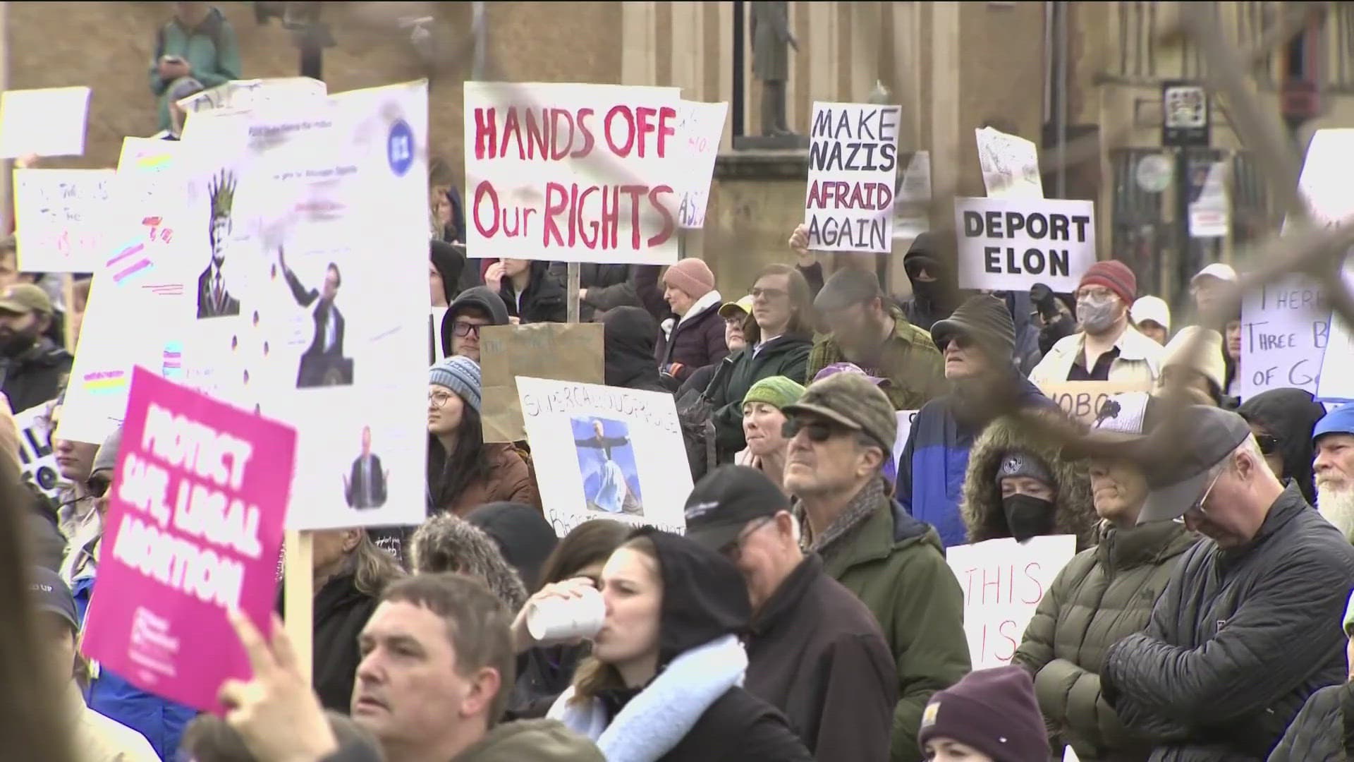 Fact Check: Crowd-sourced records suggest massive turnout for No Kings protests!