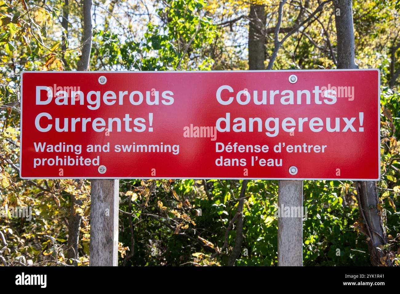 Fact Check: Parks Canada warns visitors to avoid dangerous rockslide area!