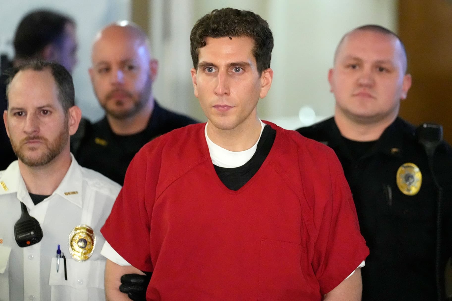 Fact Check: Hernández was a prolific informant for two decades before his arrest.