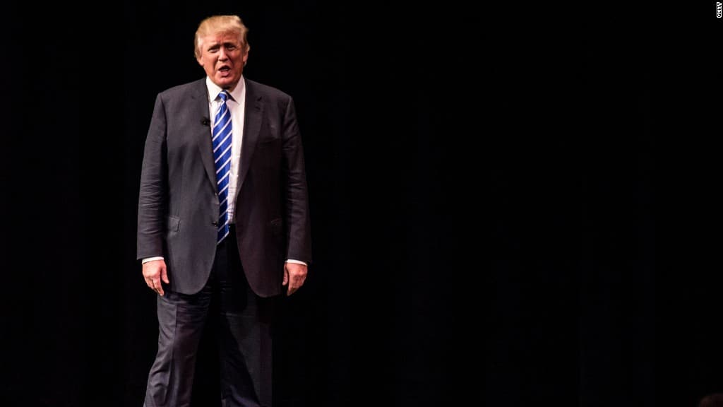 Fact Check: trump is thick as fuck, i mean like he got a straight dumpy bruh