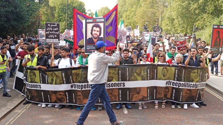 Fact Check: Protest against Iranian leadership leads to violent altercation in London
