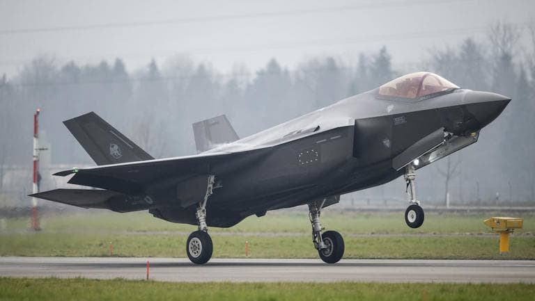 Fact Check: Swiss Federal Audit Office doubts fixed pricing for F-35 jets!