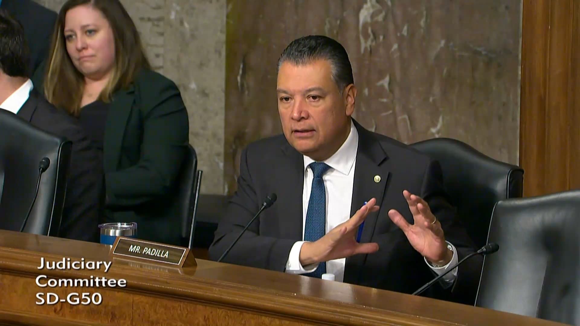 Fact Check: JD Vance calls Sen. Padilla 'Jos Padilla' in shocking gaffe.