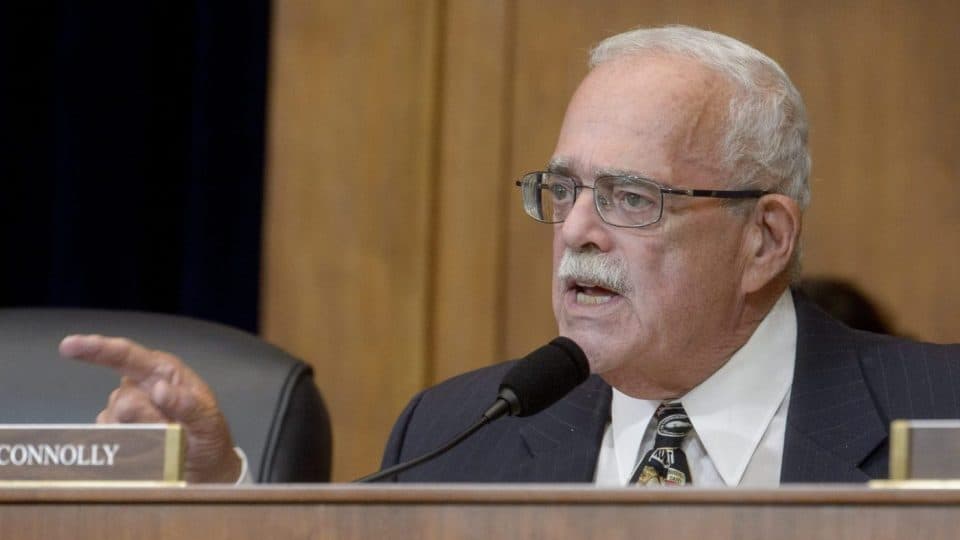 Fact Check: Rep. Connolly received an F from Stand With Crypto!