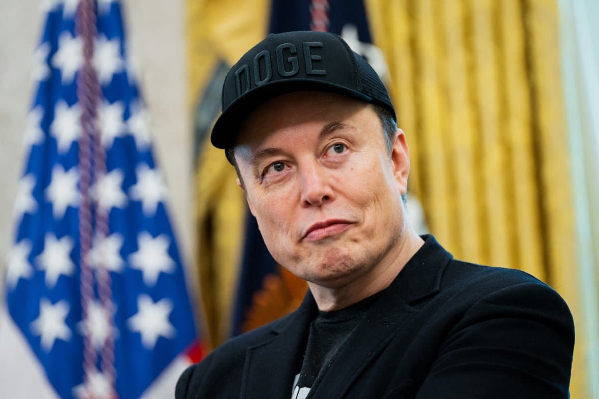 Fact Check: Russia considers granting asylum to Elon Musk amid political tensions.