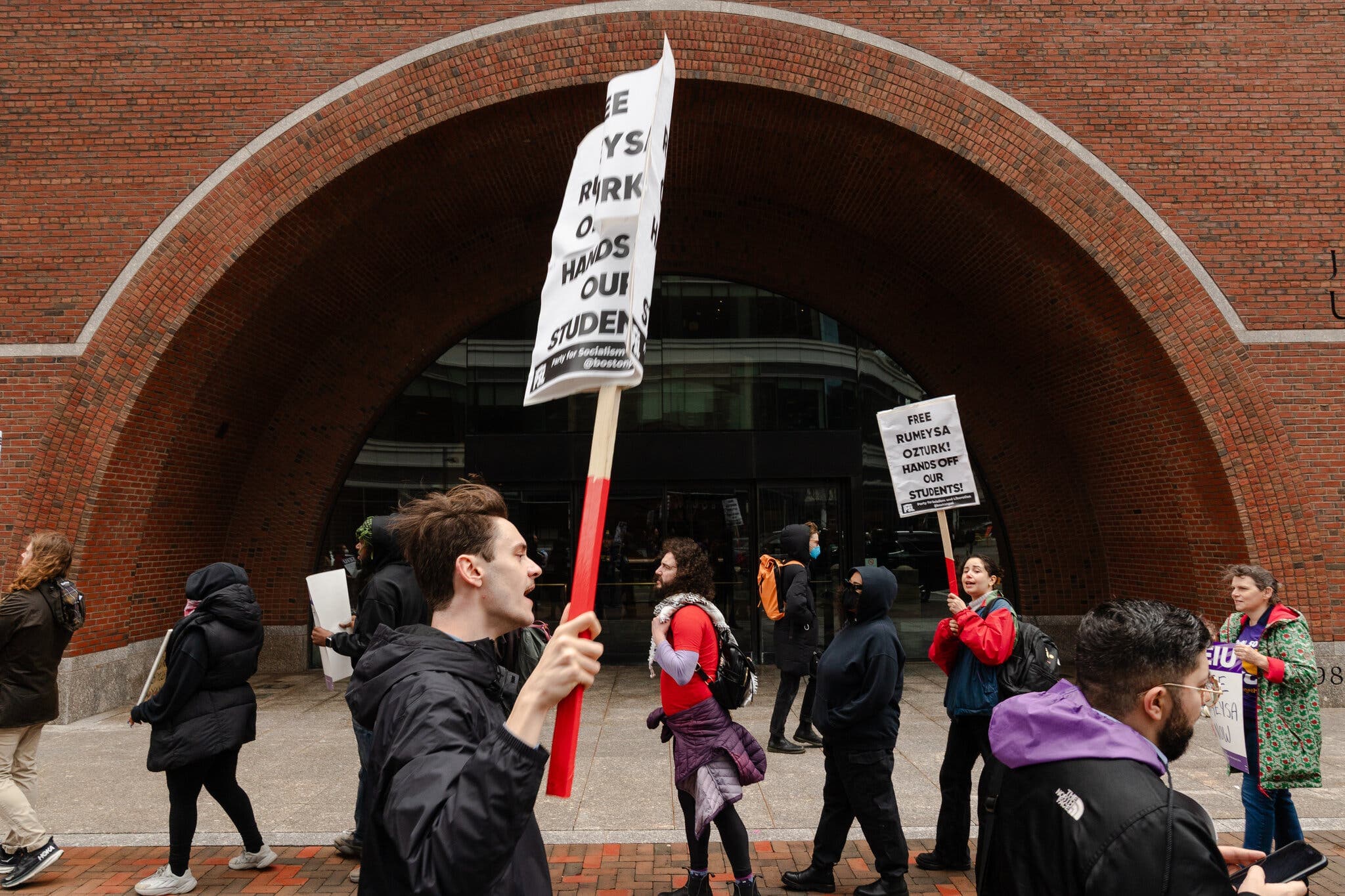 Fact Check: Federal judge blocks Trump from revoking Harvard's international student program.