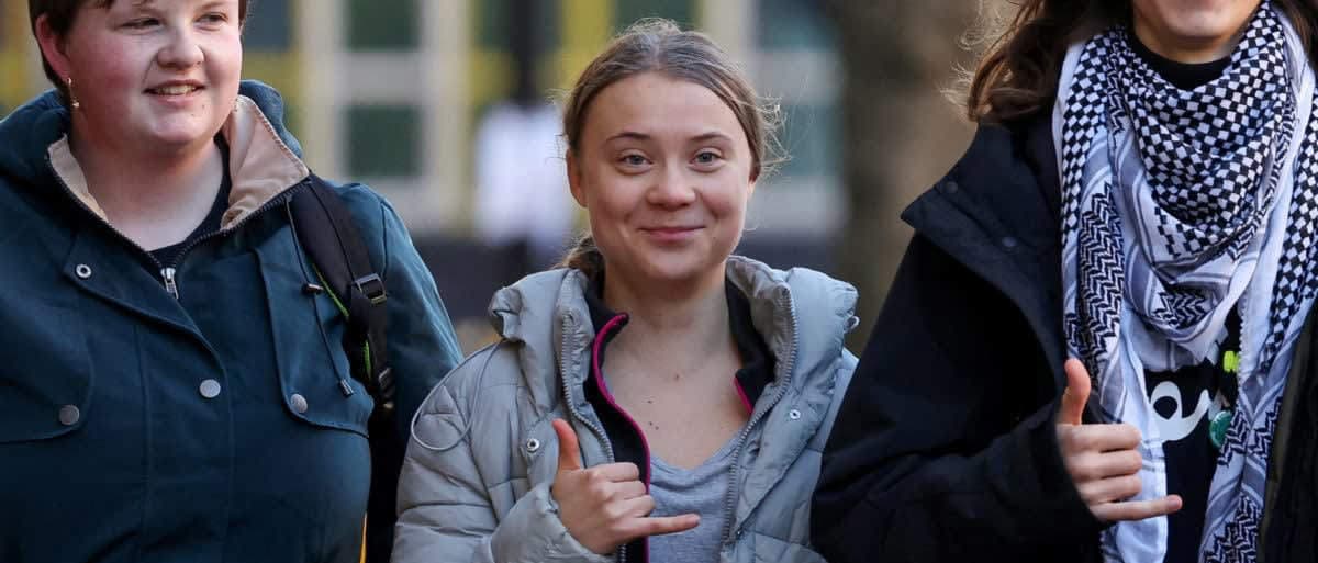 Fact Check: Why did Greta Thunberg is on the plane when she is deported of Israel while she avoid the flying of all cost during most of her life ?