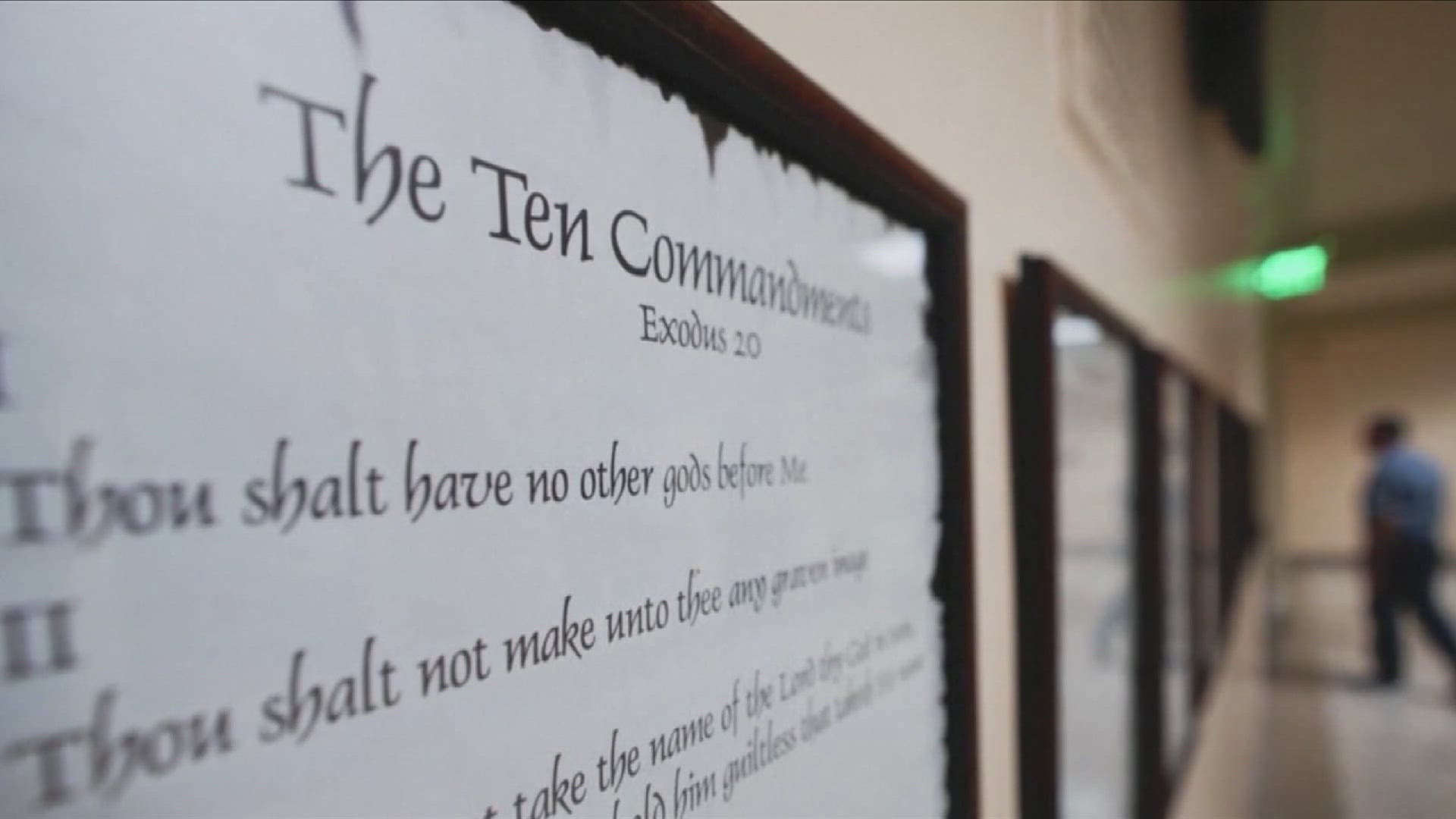 Fact Check: Texas has nearly 6 million students affected by new Ten Commandments law.