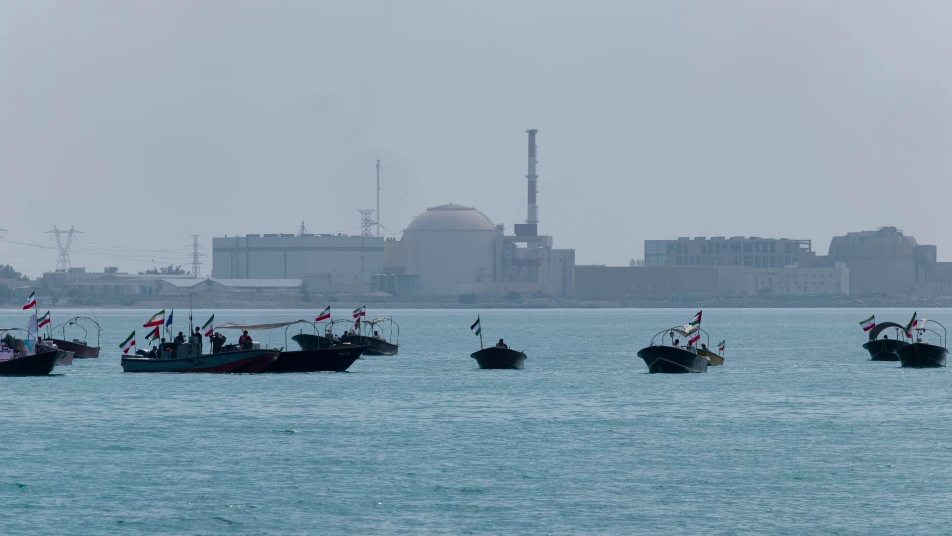 Fact Check: India imports 80% of its oil, risking price hikes from Hormuz disruptions.
