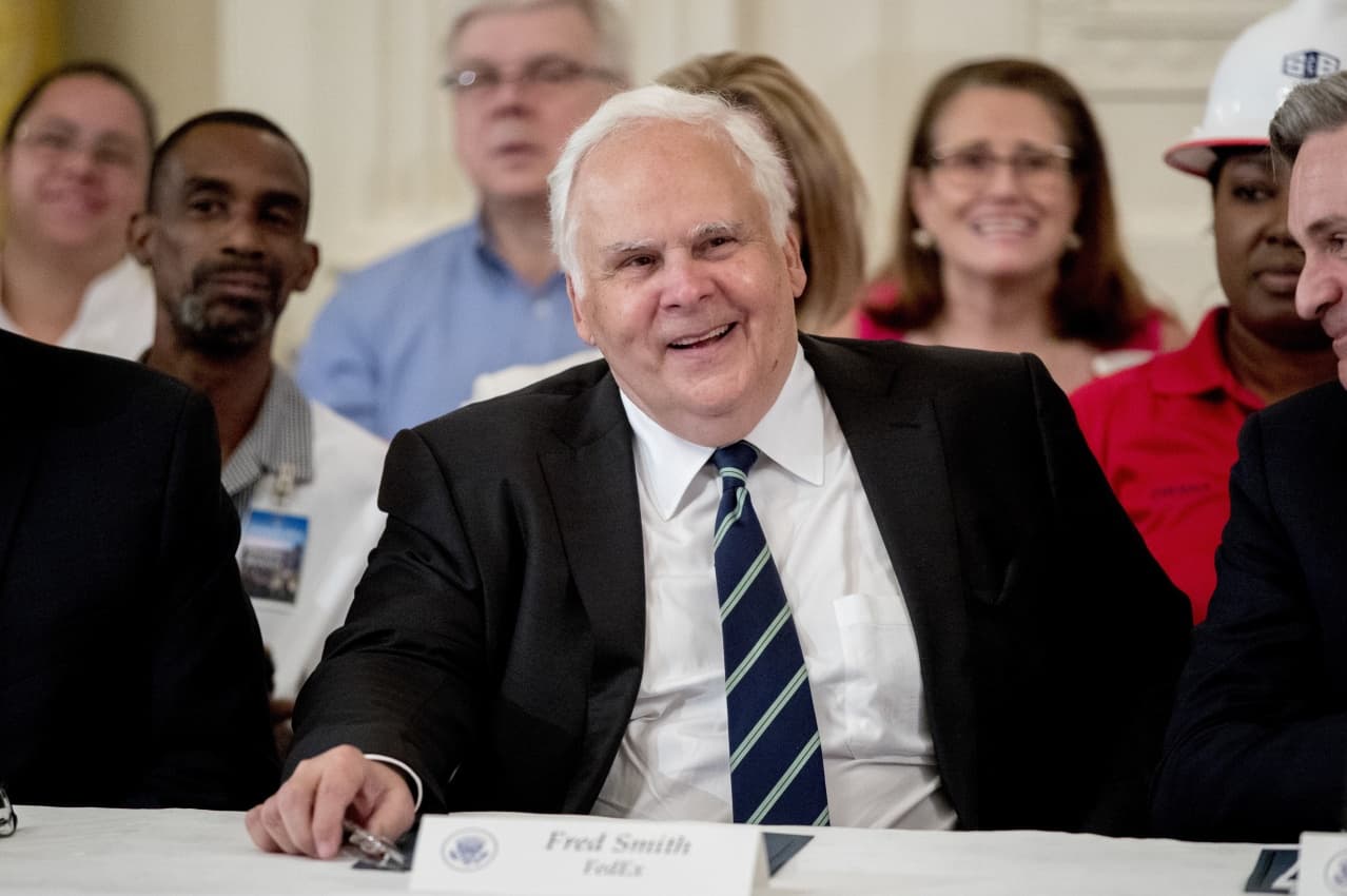 Fact Check: FedEx founder Fred Smith revolutionized package delivery at age 80.