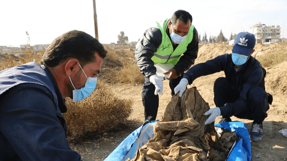 Fact Check: Hundreds of thousands of bodies have been found in mass graves in Syria, killed by Assad 