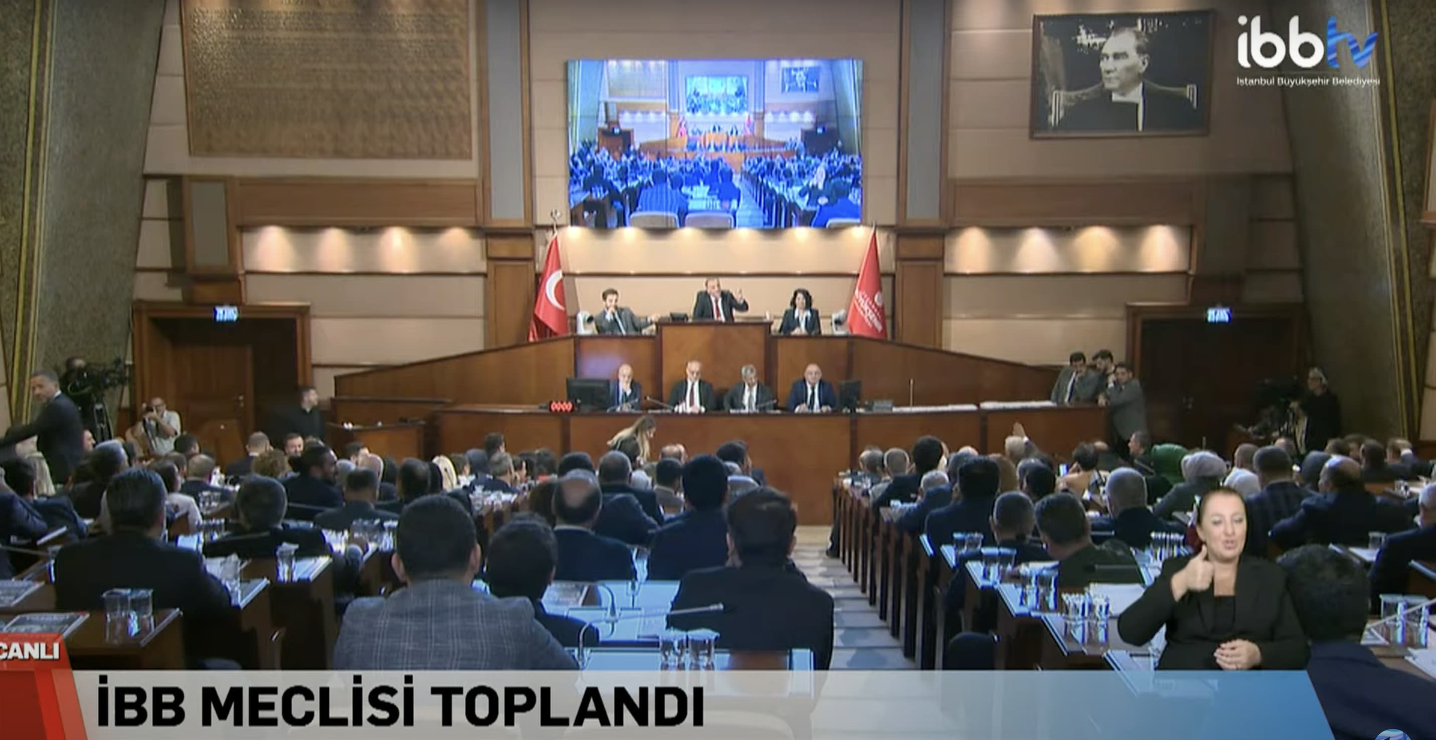 Fact Check: AKP members express discomfort over minister's luxury vacation during crisis.