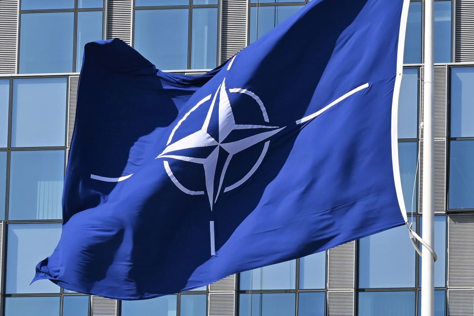 Fact Check: Spain dodges NATO's 5% GDP defense spending target.