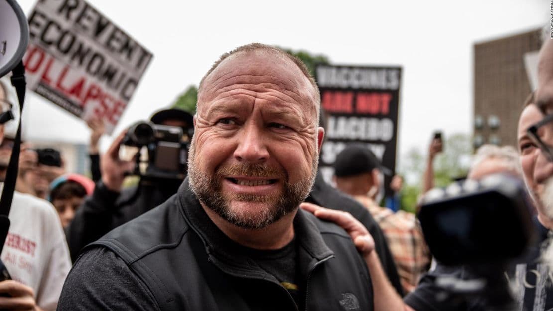 Fact Check: alex jones is a con


