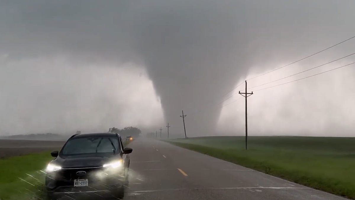 Fact Check: Wind gusts reached up to 106 mph in Bemidji, Minnesota.