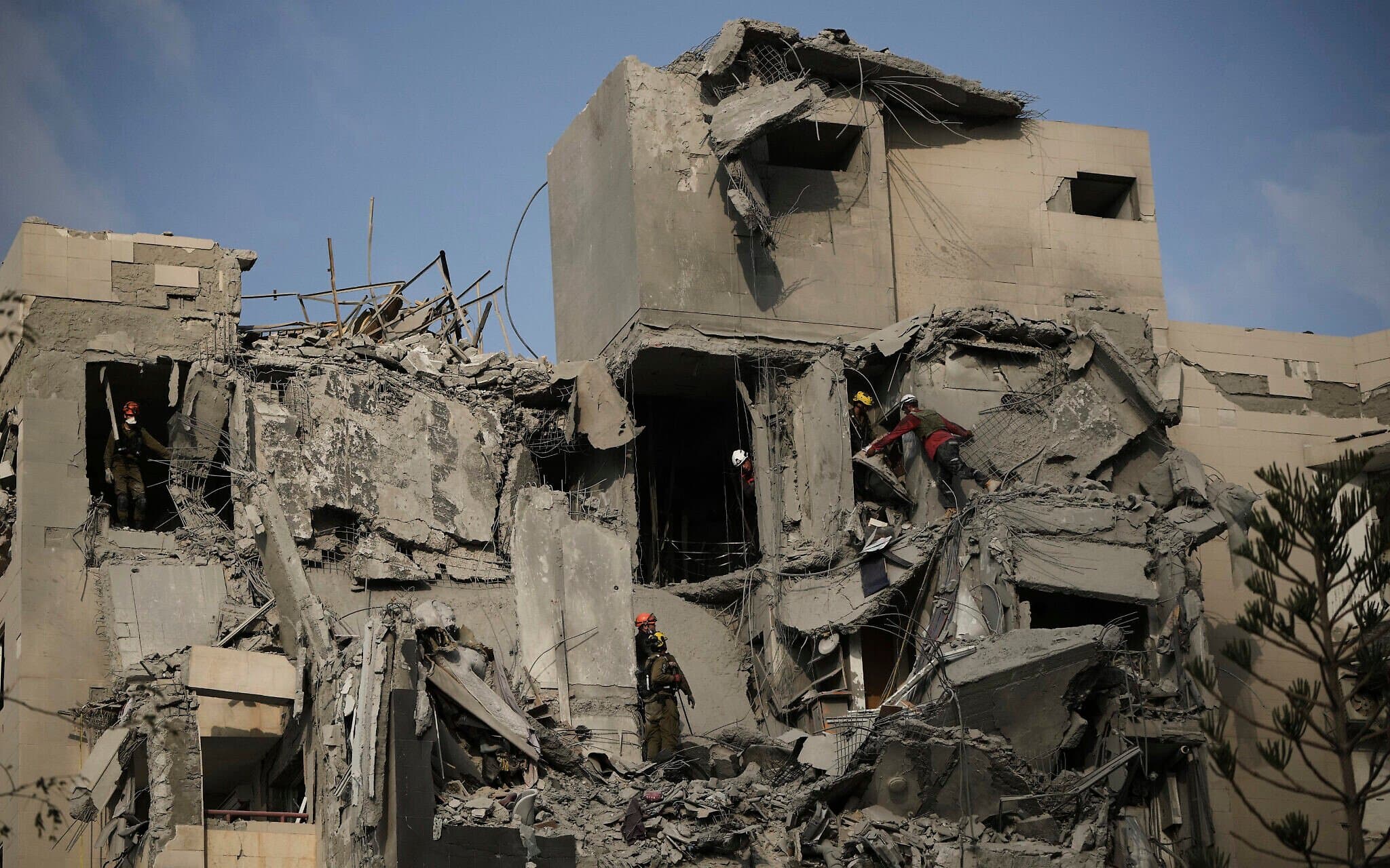 Fact Check: Death toll from Iranian missile strike in Beersheba rises to five.