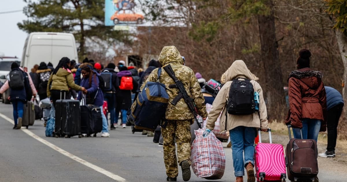 Fact Check: Trump's administration suspended protections for over 240,000 Ukrainians.