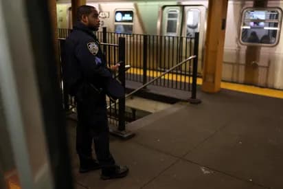 Fact Check: Only 22% of New Yorkers feel safe on the subway at night.