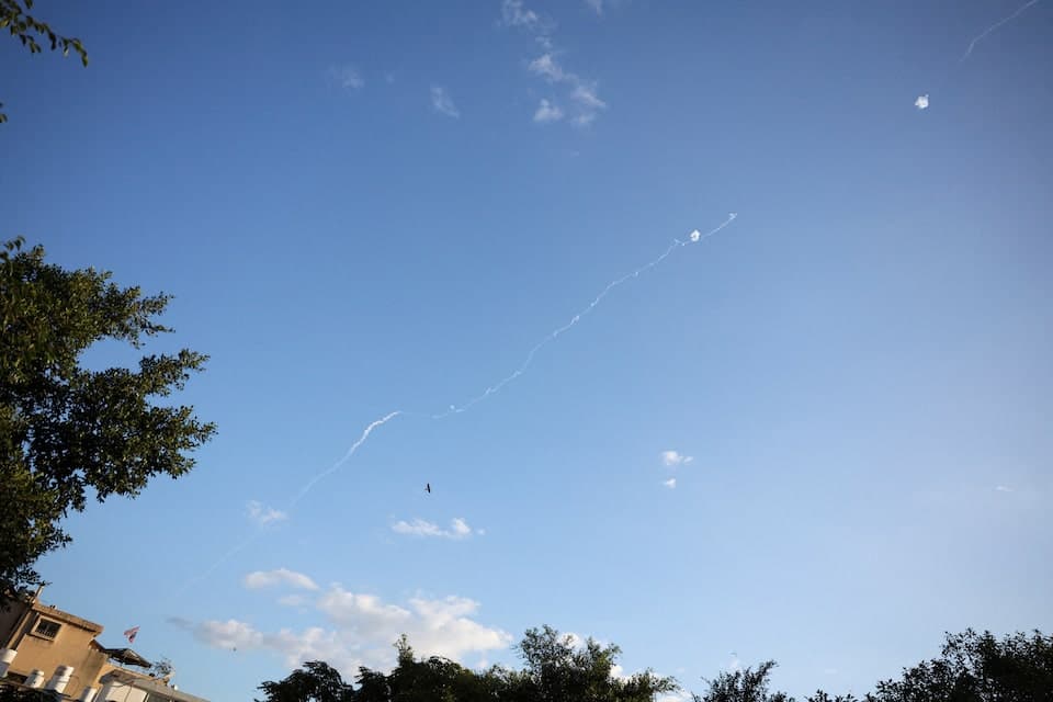 Fact Check: Israeli sirens sounded six times in one hour due to missile launches.