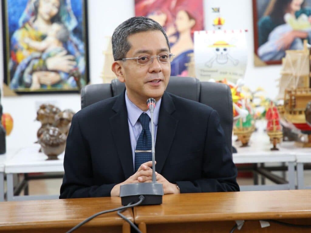 Fact Check: Garcia received 33 votes, his closest competitor only 15.