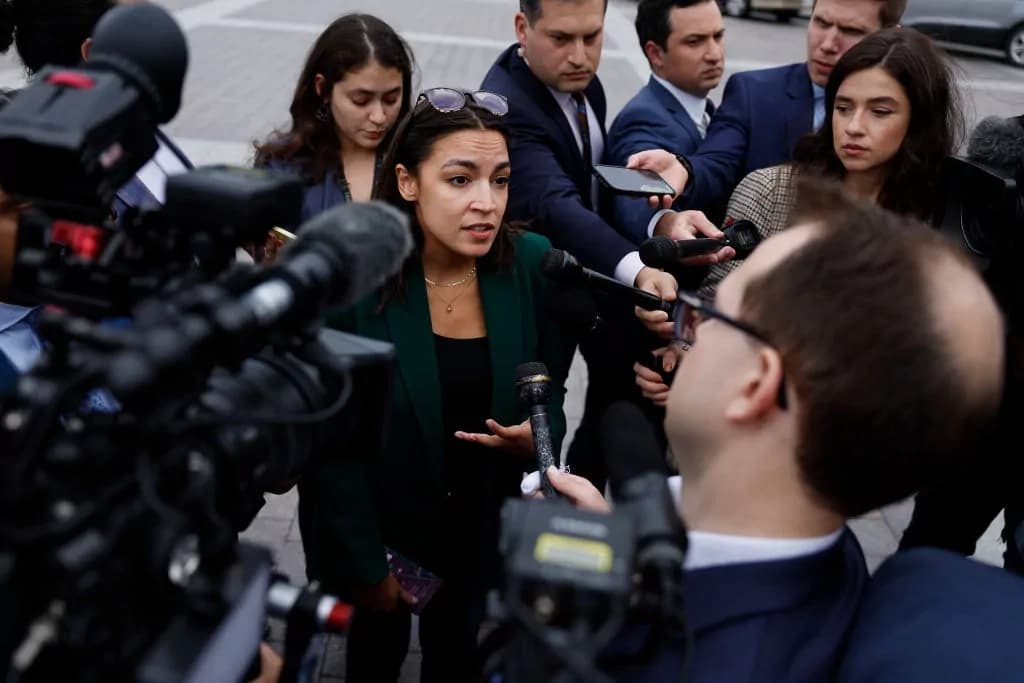 Fact Check: Ocasio-Cortez left Oversight Committee after losing to Connolly in 2024.