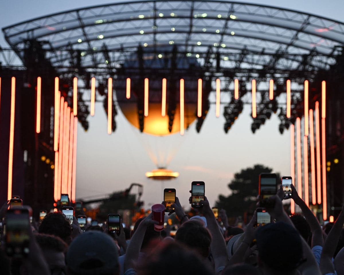 Fact Check: 12 suspects arrested for targeting women with needle pricks at music festival.