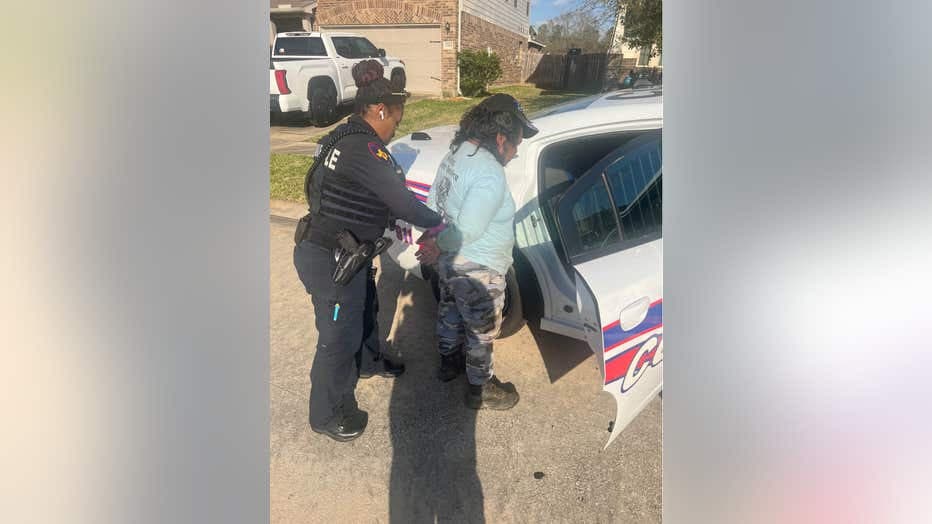 Fact Check: ICE claims Barranco swung a weed whacker at agents, but video contradicts this.