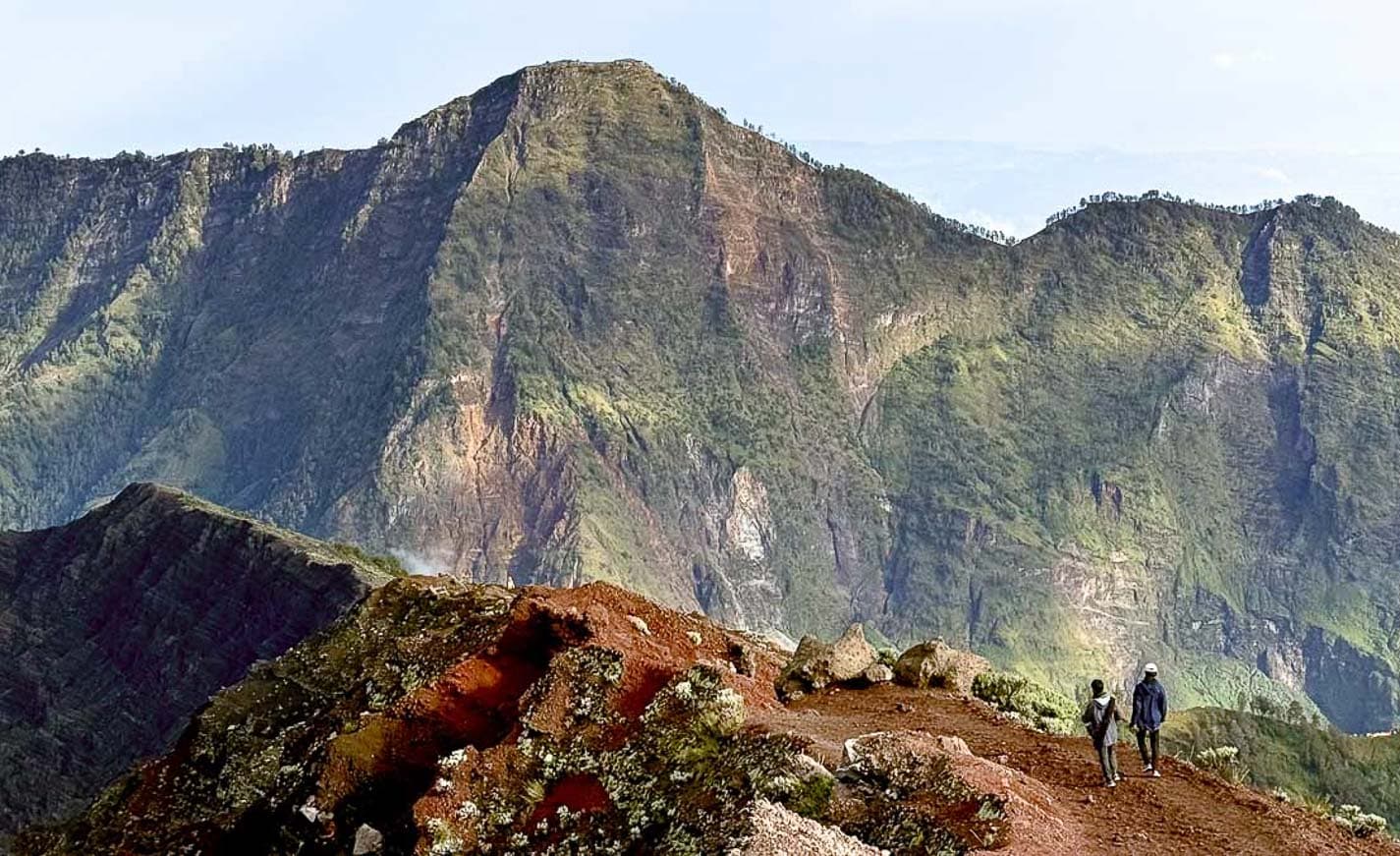 Fact Check: Several climbers have died on Mount Rinjani in recent years