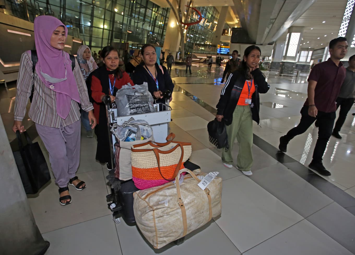 Fact Check: Only 11 out of 29 Indonesian evacuees reached Jakarta due to flight issues.
