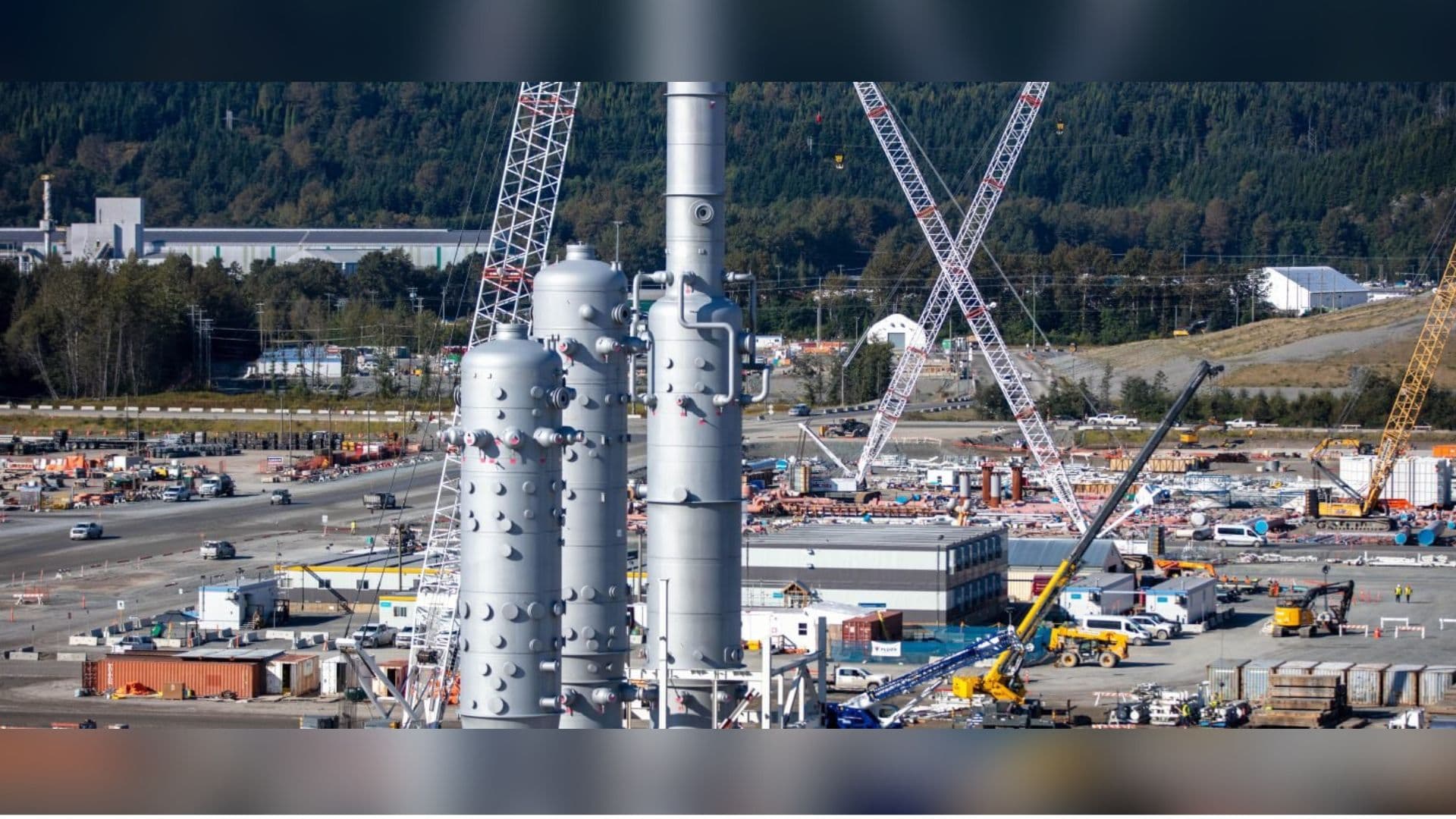 Fact Check: LNG Canada will create nearly 300 jobs, generating $575 million annually!