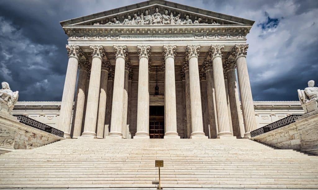 Fact Check: Supreme Court allows deportation of immigrants to torture zones without due process.