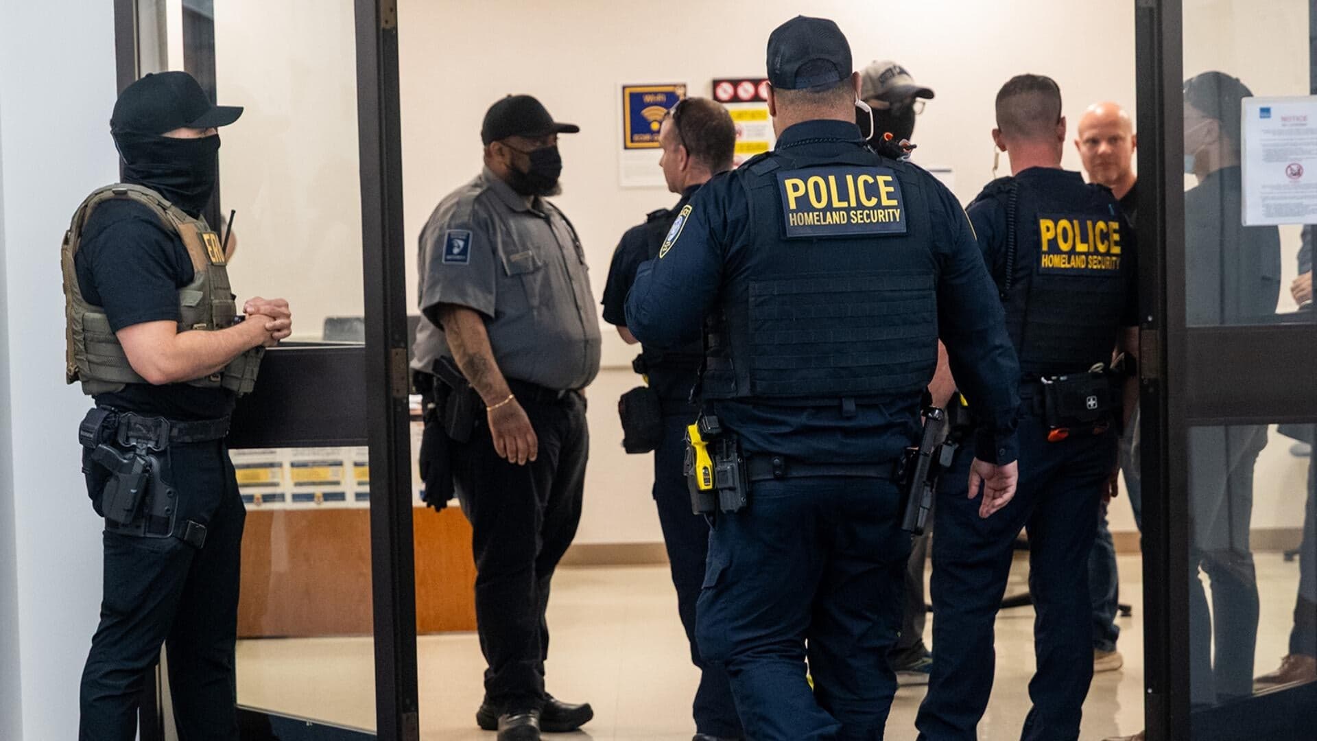 Fact Check: Over 70% of ICE detainees arrested in U.S. interior, not border crossings!