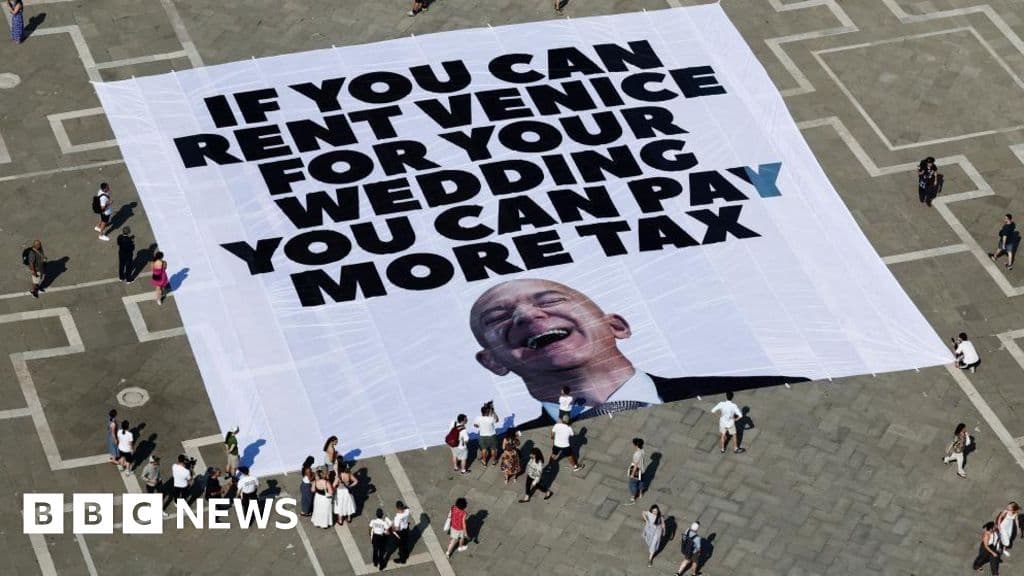 Fact Check: Activists say Bezos wedding turns Venice into a private party venue.