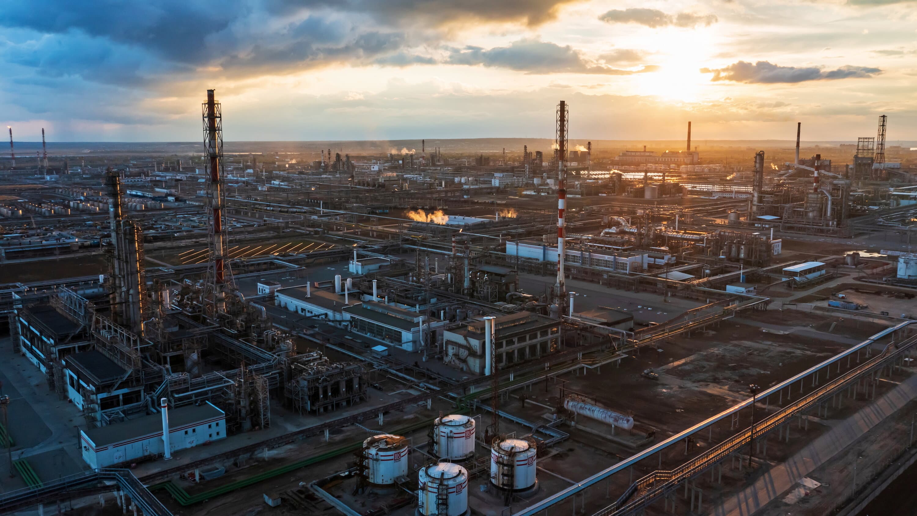 Fact Check: Western companies' exit from Russia fuels push for local tech solutions.