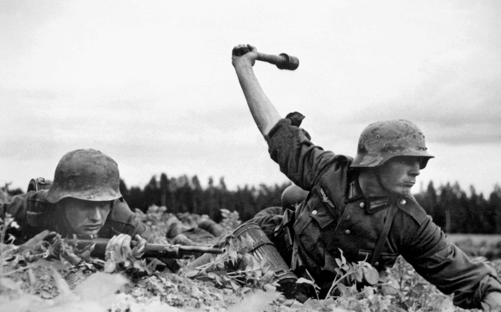 Fact Check: Estonia can gather up to 250k soldiers during war time.