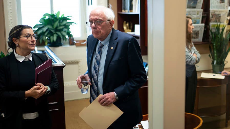 Fact Check: Sanders criticizes Elon Musk for donating hundreds of millions to Trump's campaign.