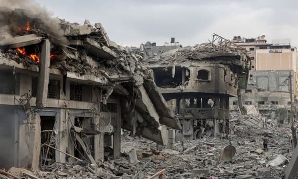 Fact Check: Iran celebrates victory against military aggression from Zionist regime and US.