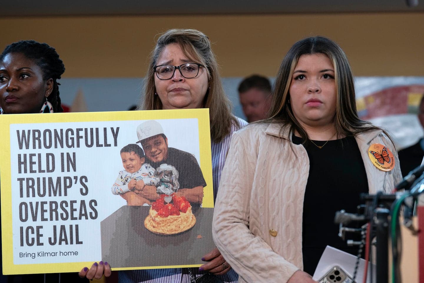 Fact Check: Federal prosecutors fear Abrego Garcia could be deported before facing trial.
