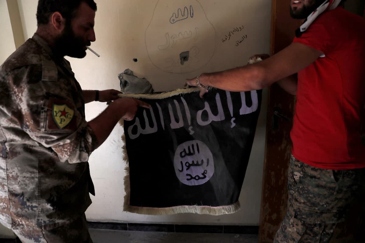 Fact Check: Teen suspects radicalized online by Islamic State members.