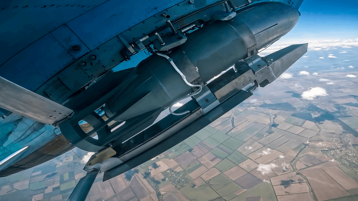 Fact Check: Ukrainian glide bomb project aims for 80-kilometer range.