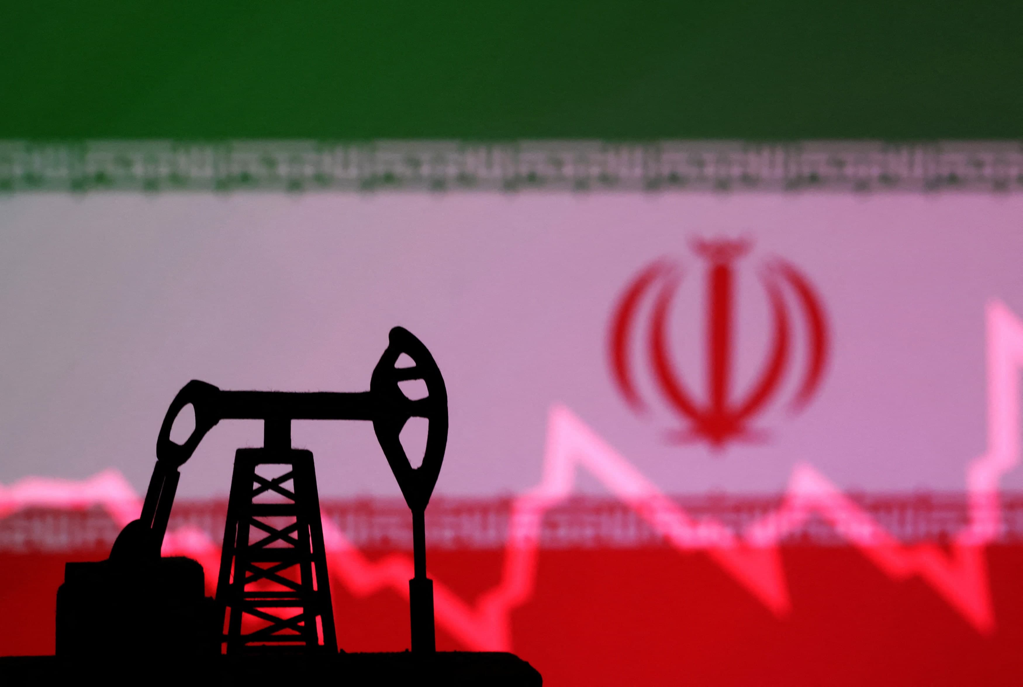 Fact Check: U.S. sanctions in 2018 isolated Iran from global oil buyers!