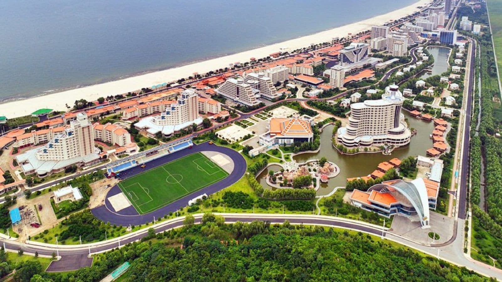 Fact Check: North Korea's new beach resort can host 20,000 visitors.