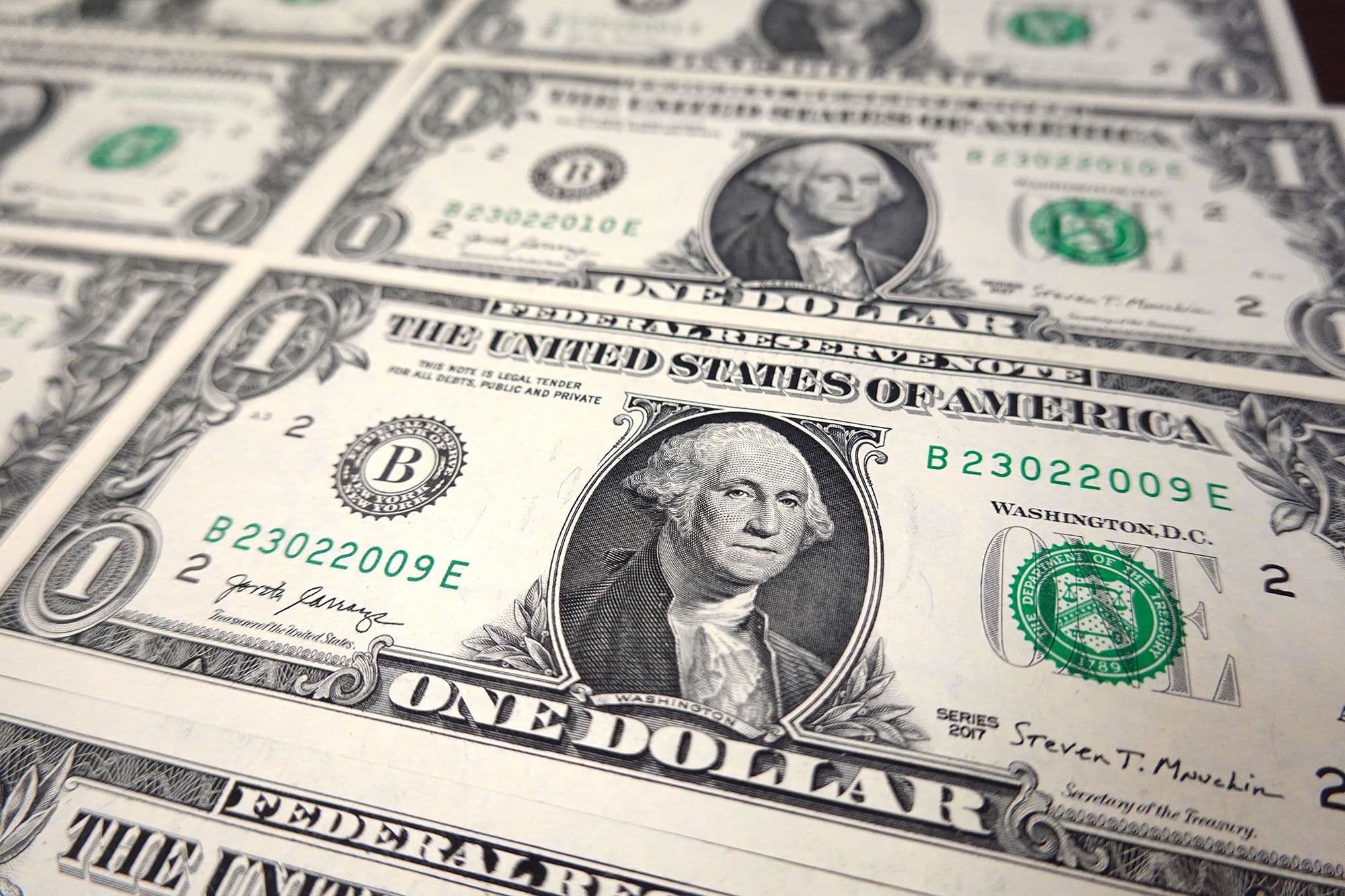Fact Check: Euro surges 11.5% against the dollar, strongest in over four years!